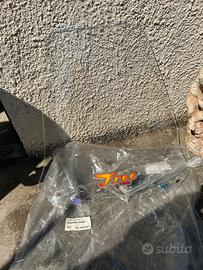 Parabrezza anteriore per Vespa scooter.