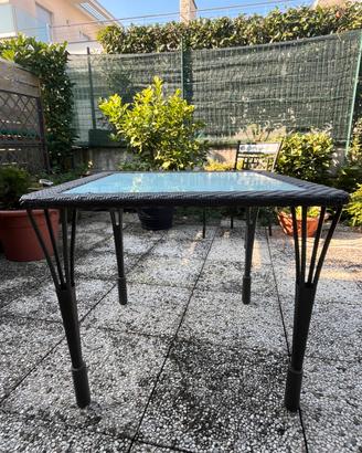 Tavolo da giardino