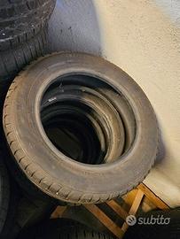 Gomme Invernali Dunlop Winter 185 60 R15 84t