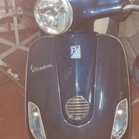 Piaggio Vespa 150 LX - 2012