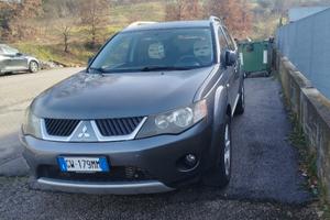 Mitsubishi Outlander 2.0 DI-D 4WD instyle 