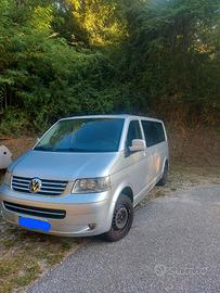 VOLKSWAGEN Caravelle/Multivan