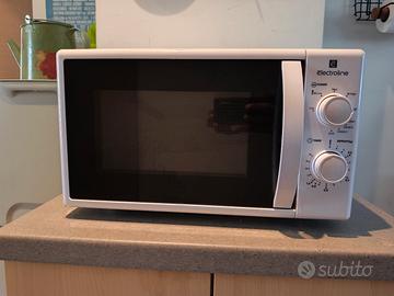 Microonde come nuovo