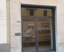 LOCALE COMMERCIAE in Via Guidobono