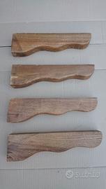 4 supporti per mensole.