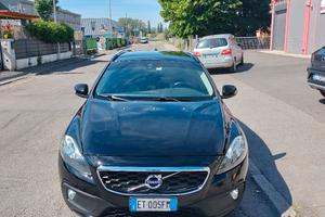 Volvo V40 D2 CROSS COUNTRY 