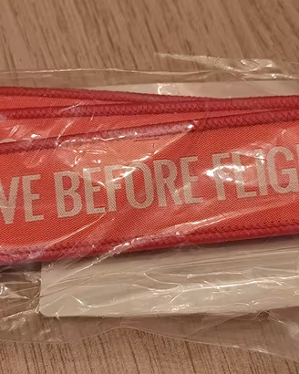  Portachiavi "Remove Before Flight" - Rosso