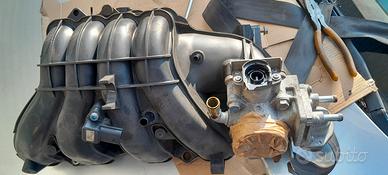 Collettore completo di corpo farfallato