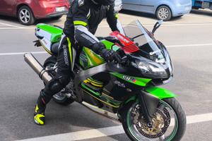 Kawasaki zx6r 2000