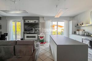 VILLETTA TERRA CIELO CON GIARDINO