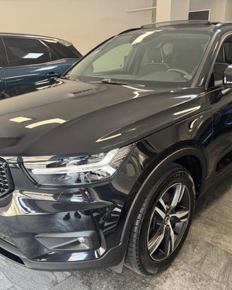 Volvo XC40 D4 2.0 190 Cv AWD R-design Tetto apribi