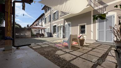 CASA SEMINDIPENDENTE A POZZOLO FORMIGARO