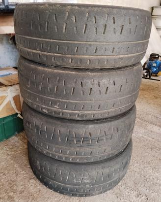 Gomme Pirelli Ra7