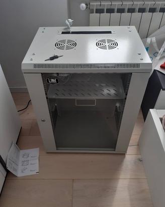 Server Rack 19" 15 unita'