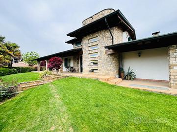 VILLA SINGOLA A MANERBIO