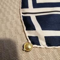 Splendido foulard di seta per donna