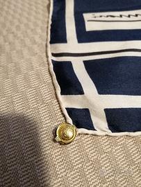 Splendido foulard di seta per donna