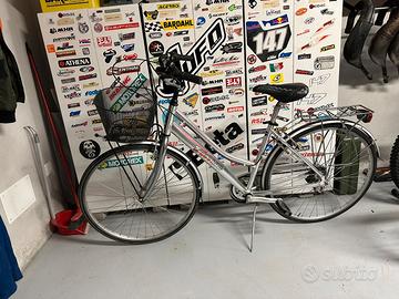 Bucicletta Trubbiani donna