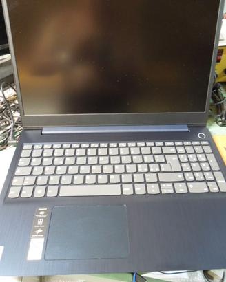 COMPUTER PORTATILE LENOVO CON PROCESSORE CORE  I-3