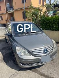 Mercedes classe b gpl