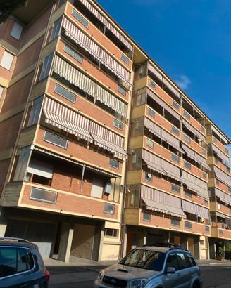 4 vani zona gorarella con posto auto