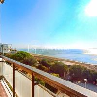 VIA NIZZA- TRILOCALE FRONTE MARE CON POSTO AUTO PR