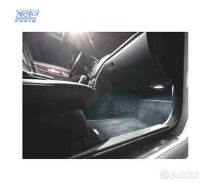 PLAFONI LED PER PIEDI E PORTE PER MERCEDES