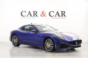 Maserati GranTurismo V6 550 CV AWD Trofeo