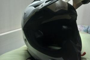 CASCO DA CROSS AIROH