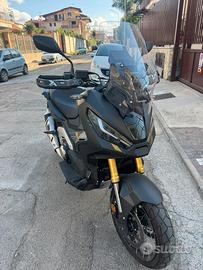 Honda x-adv 750 2024 1700 km