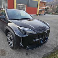 TOYOTA YARIS CROSS 1.5 HYBRID LOUNGE AWD-i