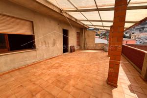 Arbus - Casa con cortile