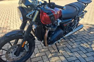 Triumph Speed Twin 900 tourer