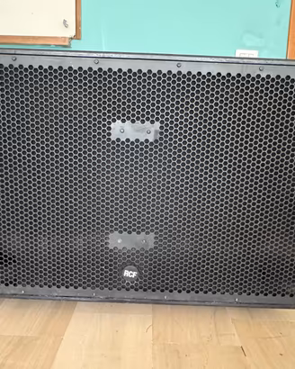 Subwoofer Rcf 8006 as