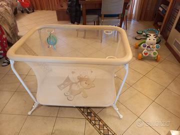 Box bimbi e carrellino primi passi