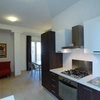 Libero fino al 13 Giugno 100mt dal mare in Centro