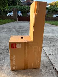 LG Soundbar S60TR 5.1 Canali 440W Bluetooth HDMI