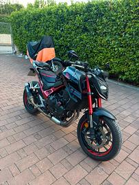 Honda Hornet 750 2024