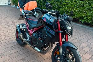 Honda Hornet 750 2024