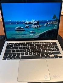 MacBook Air 13" M1 (8GB RAM / 256GB SSD) Silver