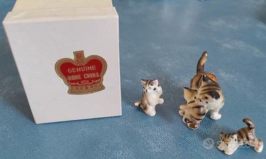 Famiglia gatti porcellana bone China