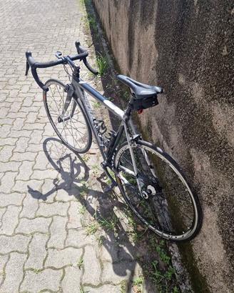 Bici da corsa Cannondale