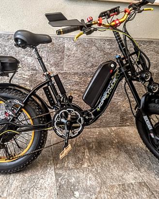 bici FAT BIKE elettrica traz integrale 
