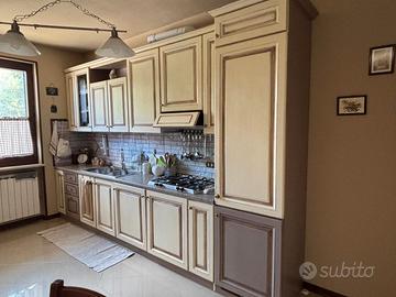 Mobili cucina, salotto+divano