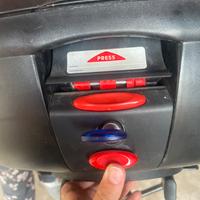 Bauletto portaoggetti per moto