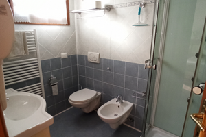 Stanze con bagno personale, appartamento condiviso