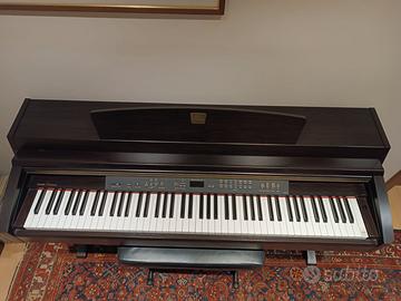 Pianoforte Yamaha Clavinova CLP230