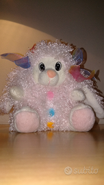 Cane in peluche morbido e soffice