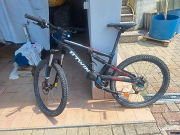 Mountain bike Btwin biammortizzata del 26
