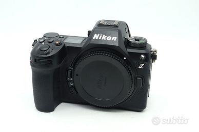Nikon Z6 III CORPO